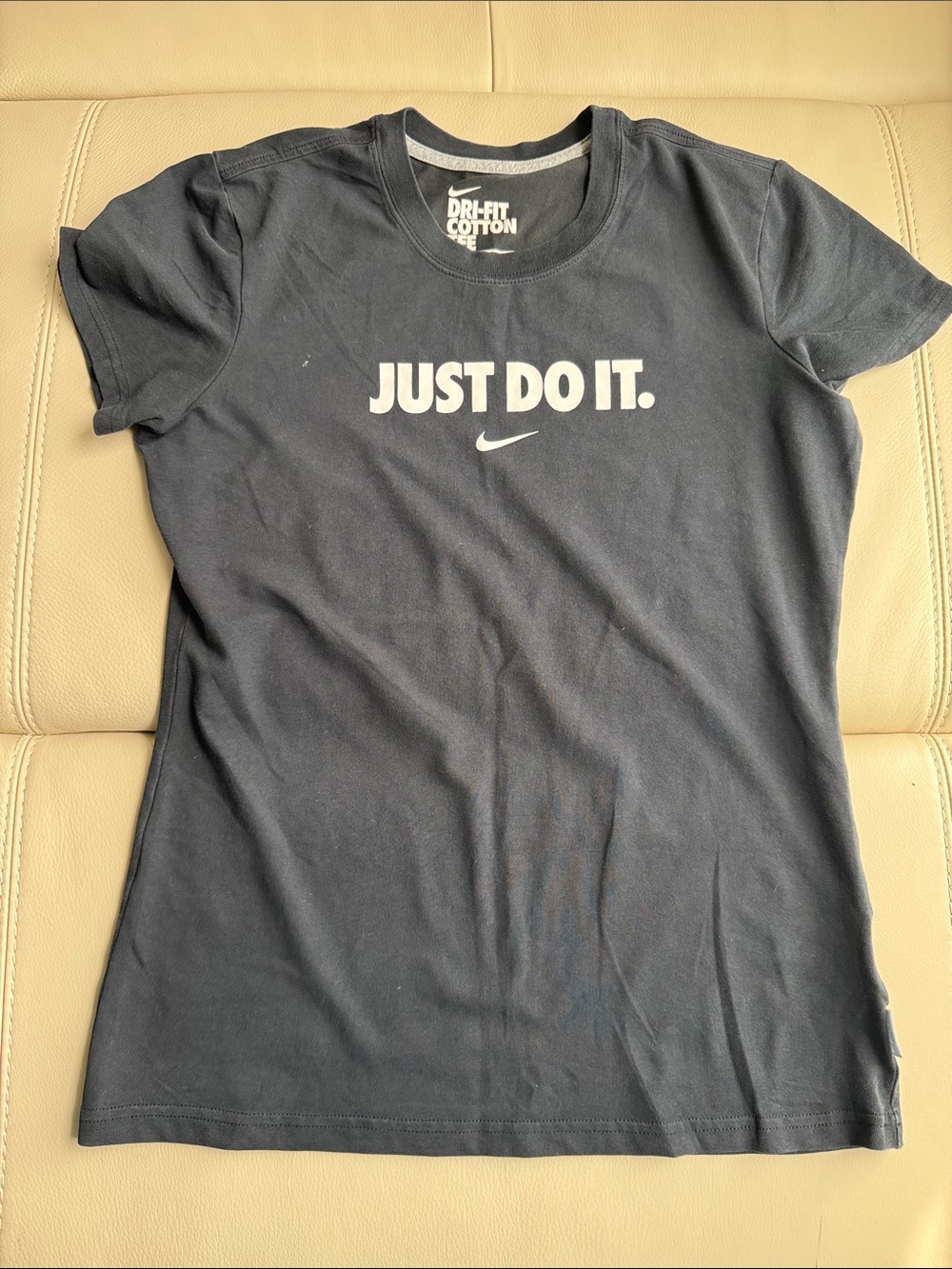 Nike Black Women’s 'Just Do It.' Short Sleeve Tee